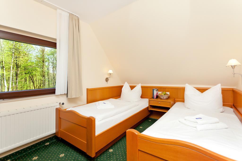 Restaurant & Hotel Baumhaus Hagen Sassnitz Habitación foto